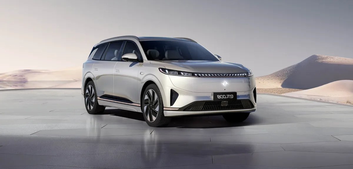Dongfeng Eπ 008 PHEV