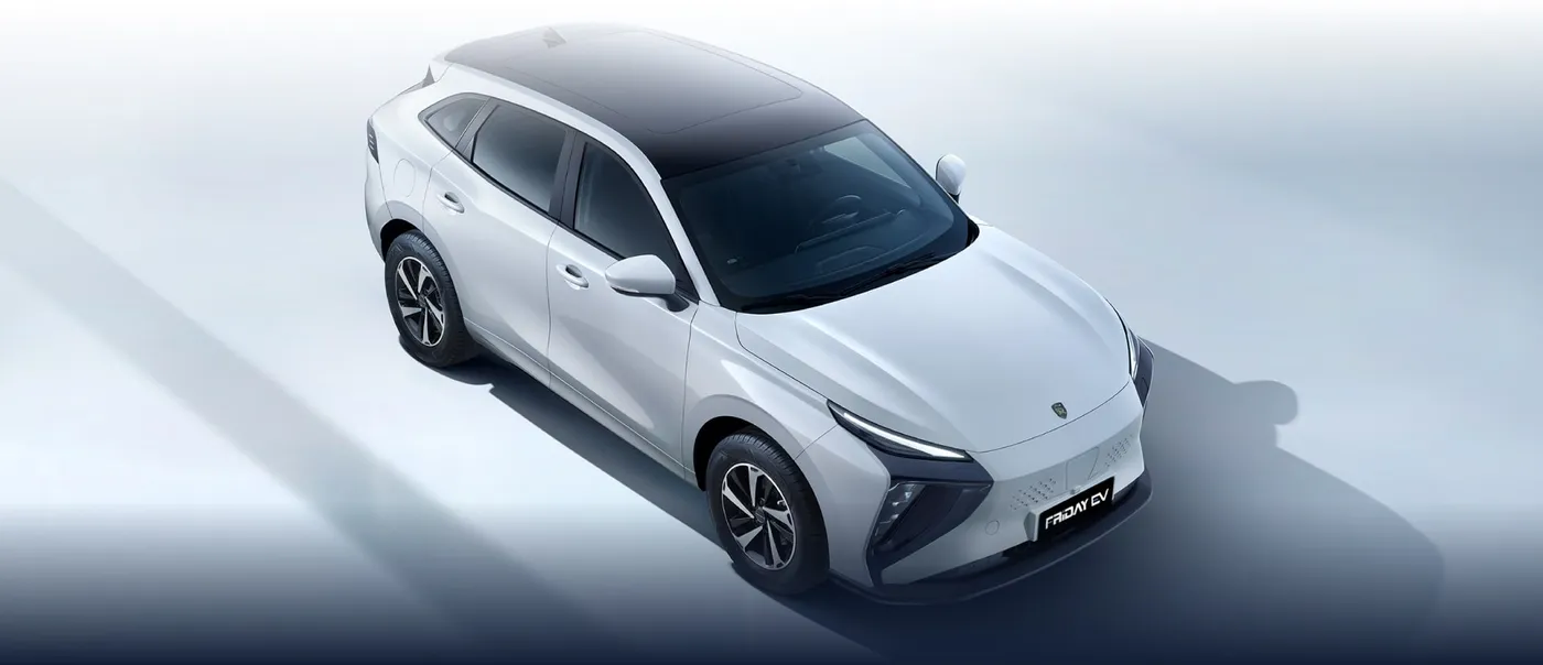 Dongfeng Friday PHEV en carretera