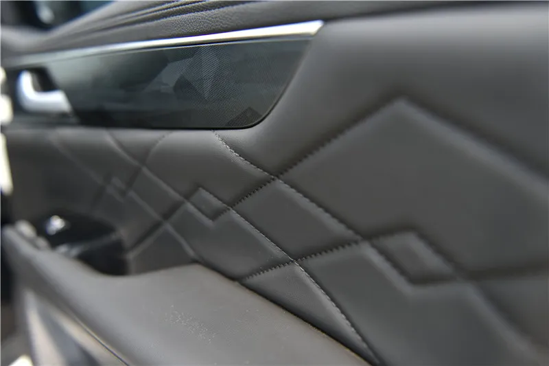 Detalle de puerta de la Rich 7 EV