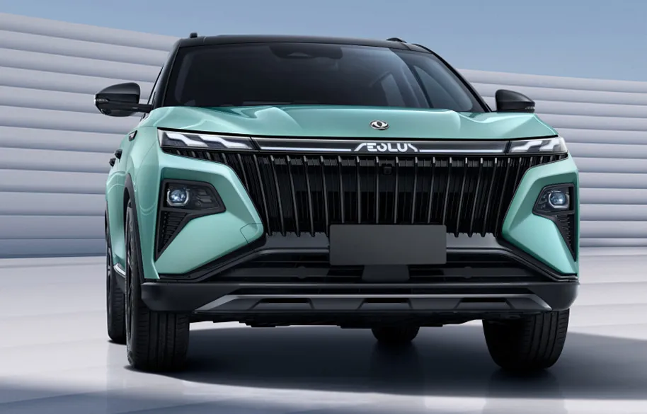 Detalle frontal del Dongfeng Huge HEV