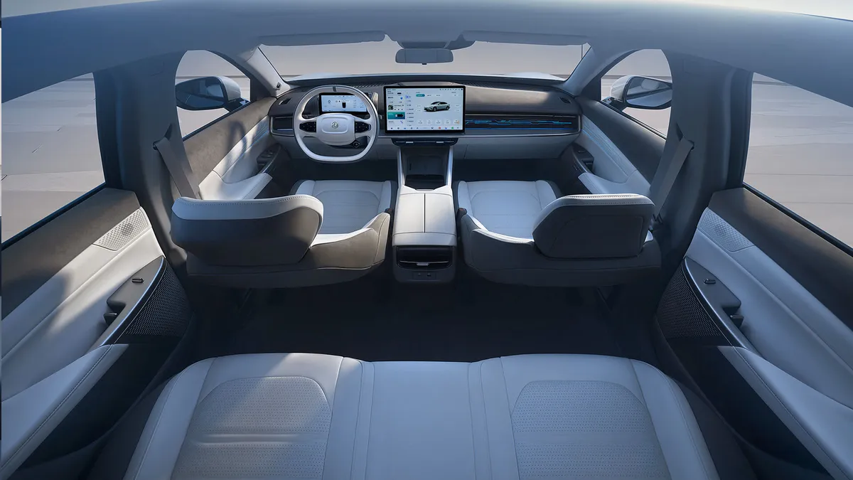 Detalle exterior del Dongfeng Eπ 007 PHEV