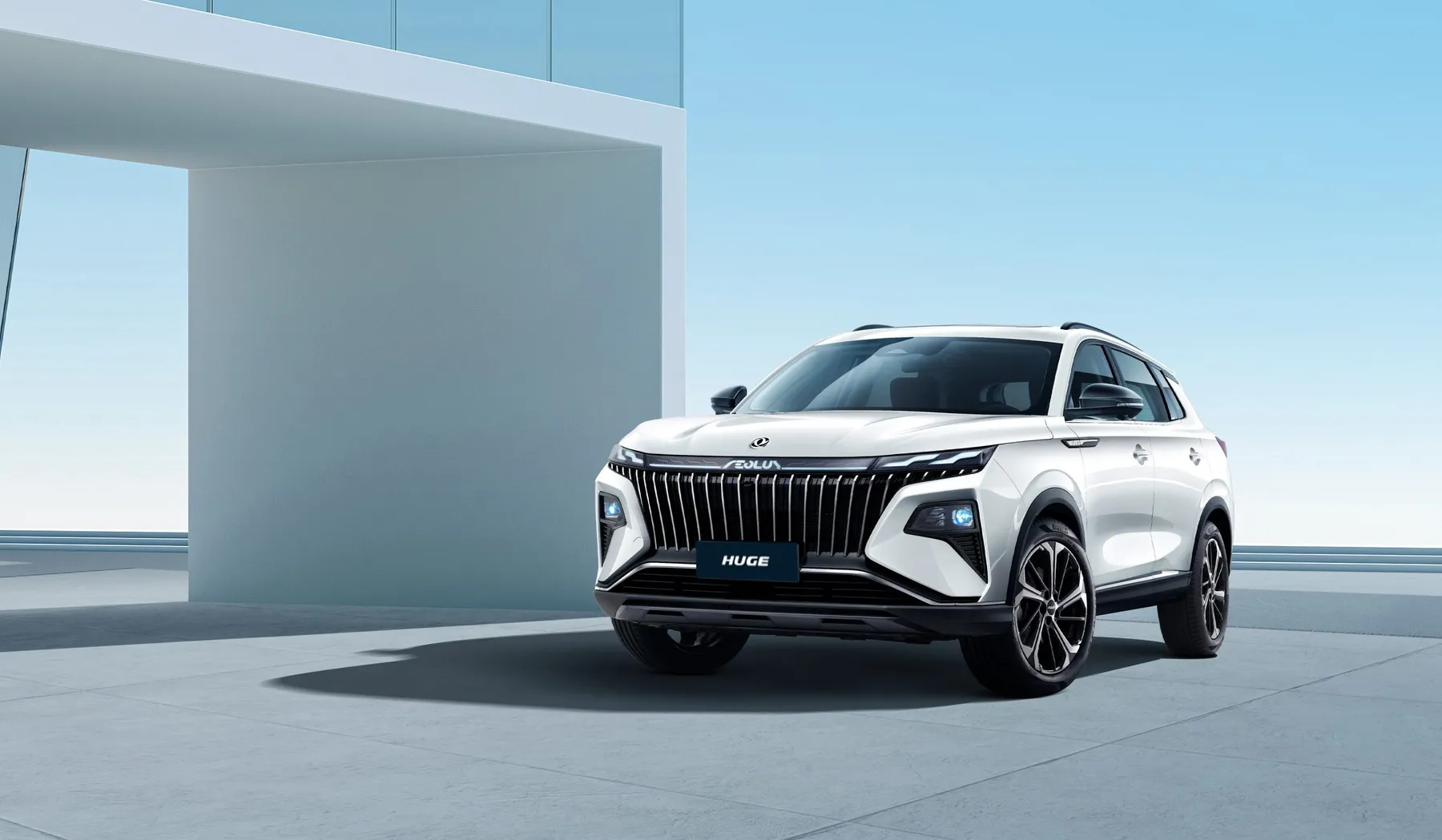 Dongfeng Huge HEV vista principal