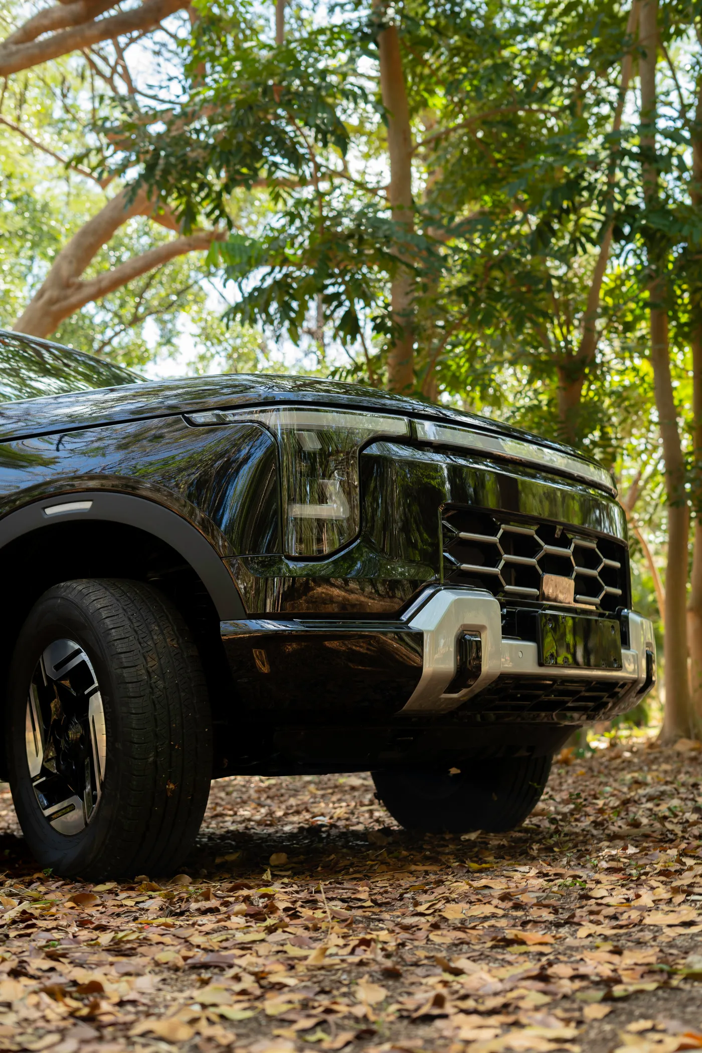 Z9 Diesel vista frontal baja en exterior
