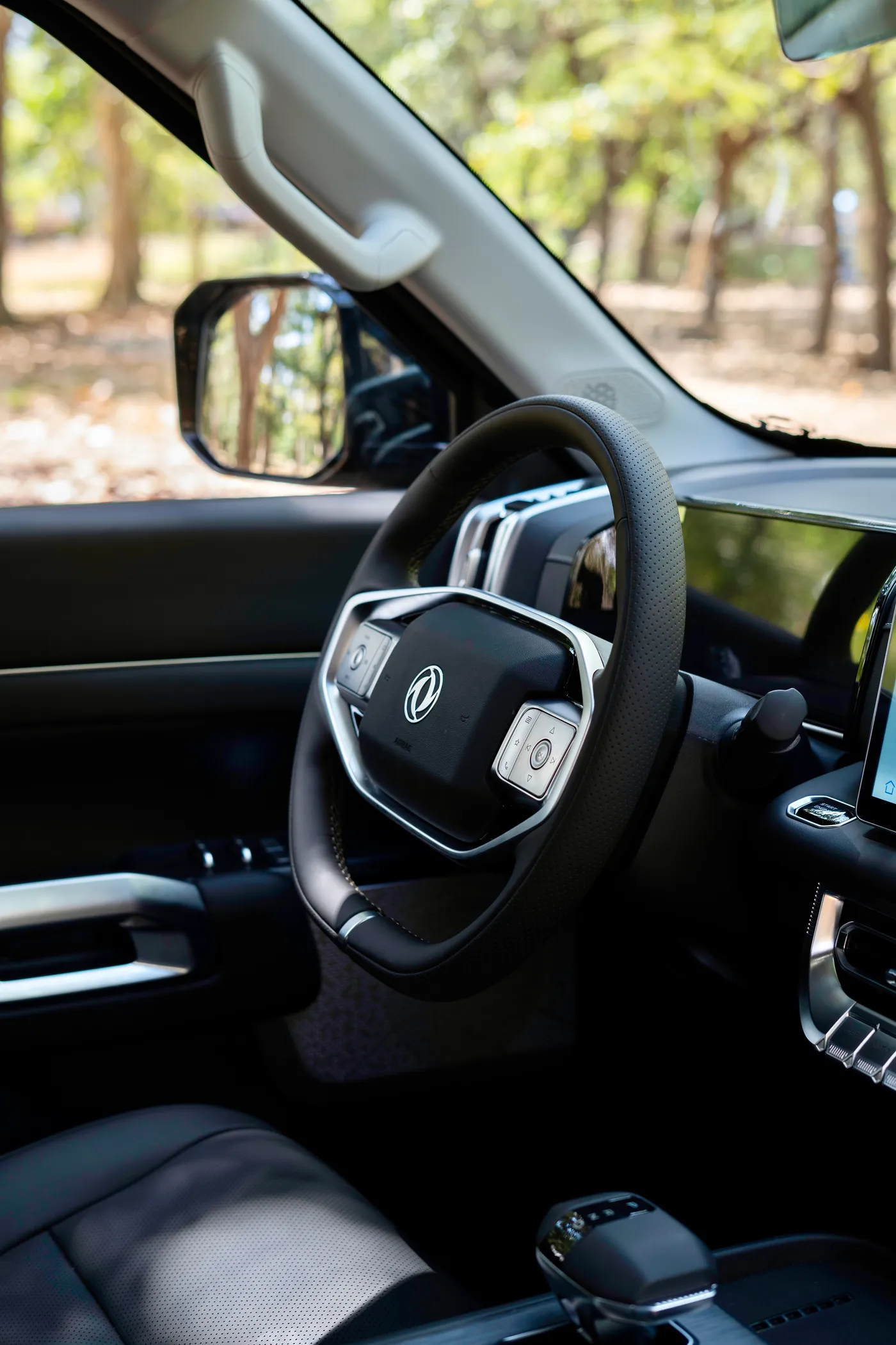 Volante e interior de Z9 Diesel