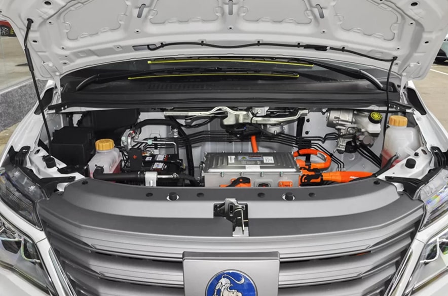motor-m5-ev-1024×768-min